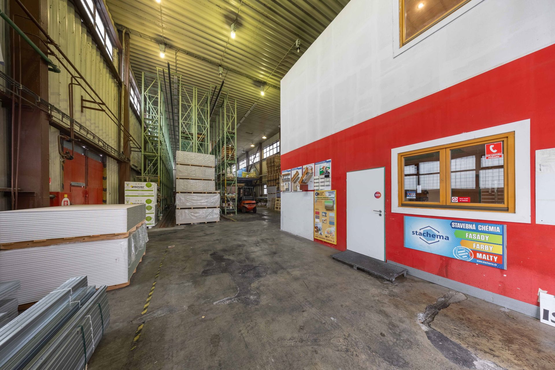 Skladová hala na Strojárenskej ulici, Areál TAZ v Trnave