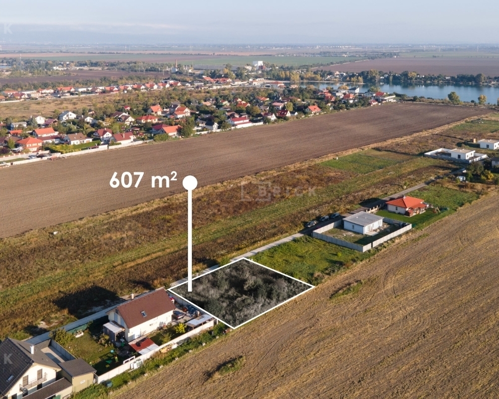 Pozemok Nové Košariská 607 m2